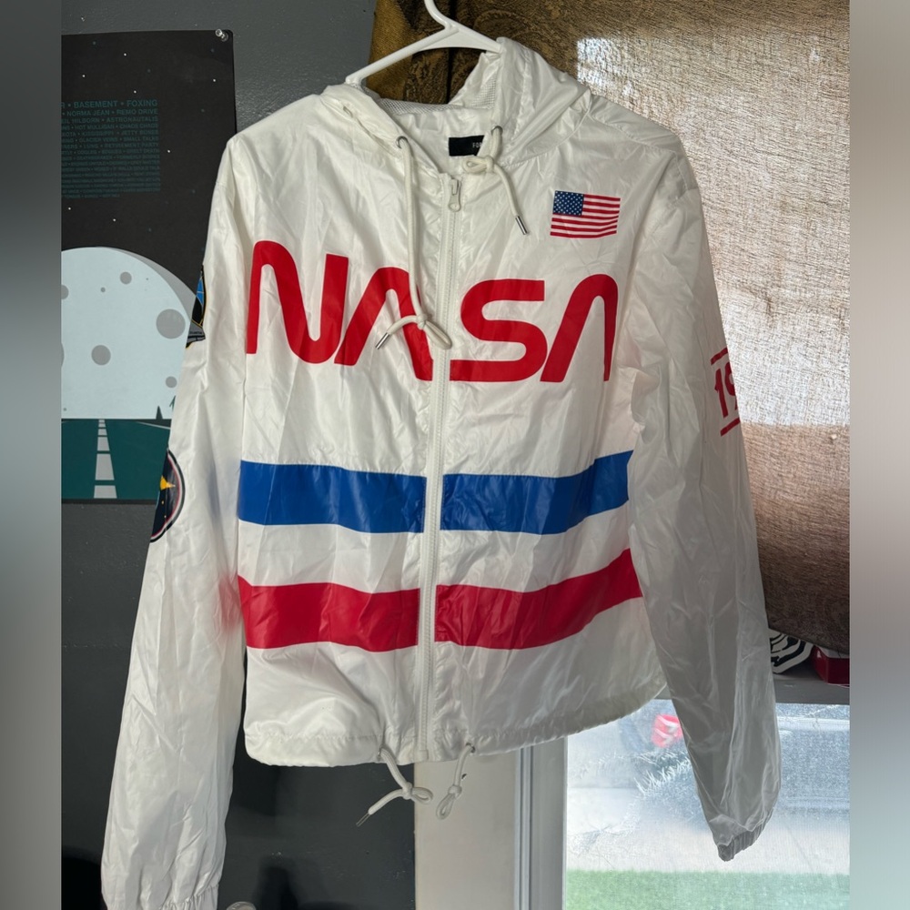 NASA Windbreaker! 🚀